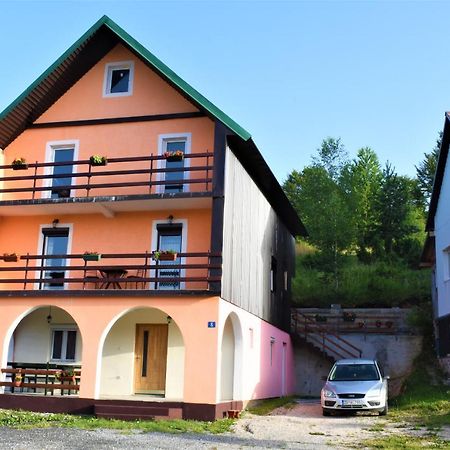 Apartmani Mitrovic Žabljak エクステリア 写真