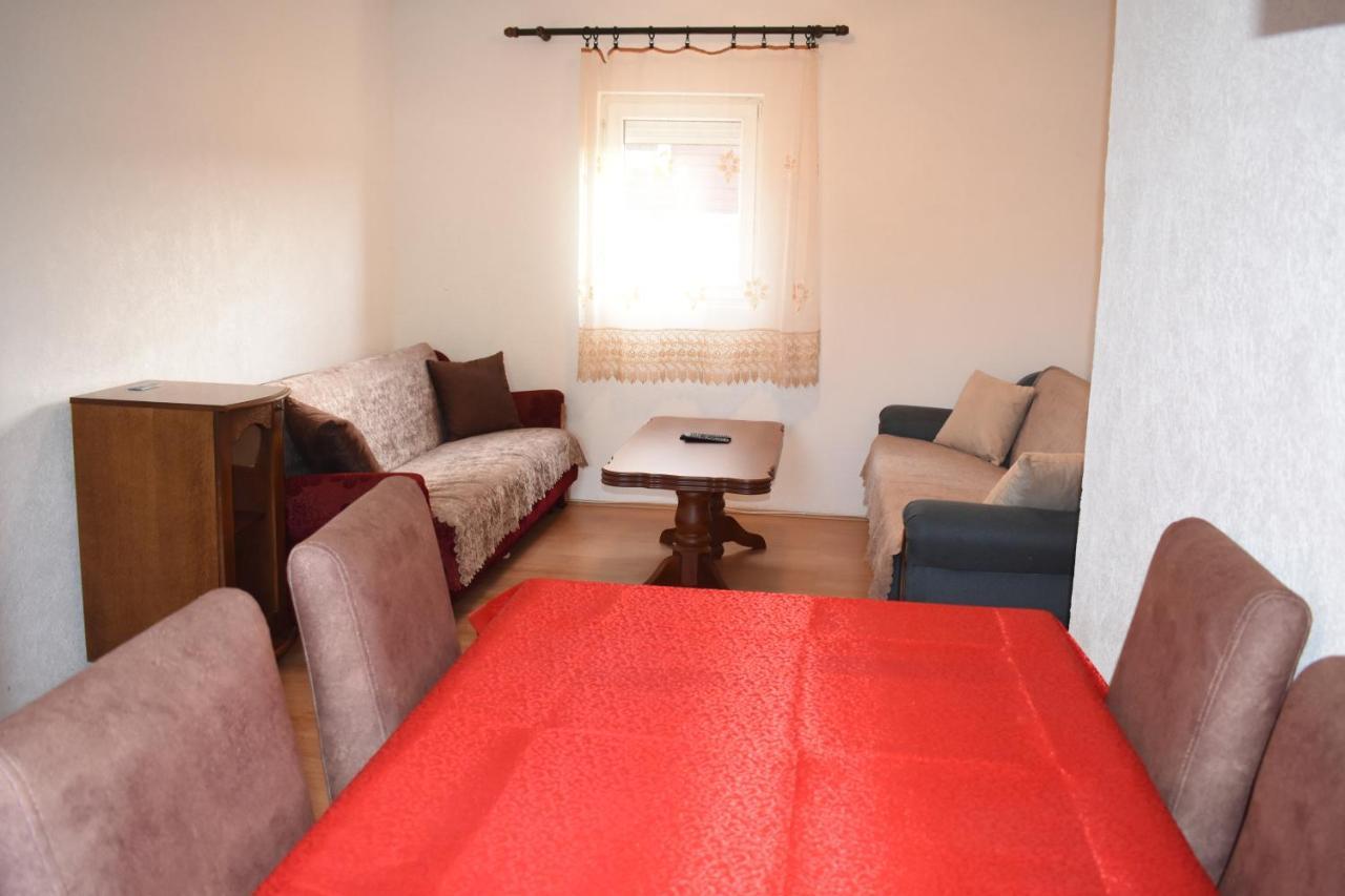 Apartmani Mitrovic Žabljak エクステリア 写真