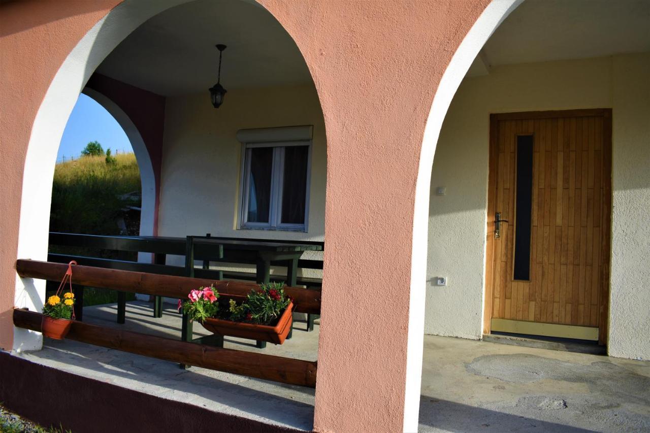Apartmani Mitrovic Žabljak エクステリア 写真