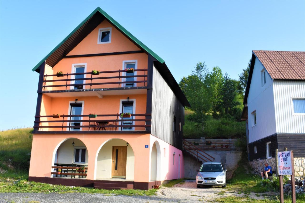 Apartmani Mitrovic Žabljak エクステリア 写真