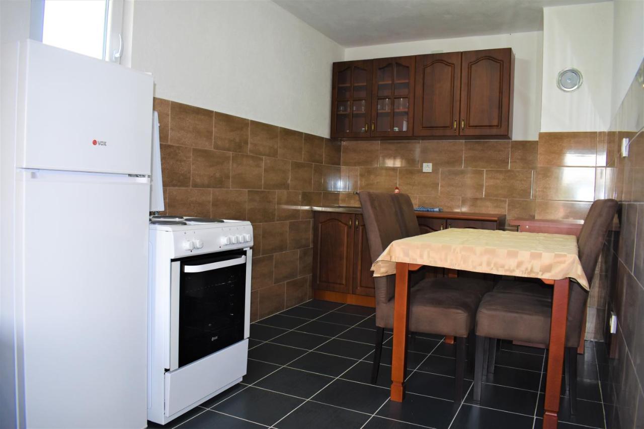 Apartmani Mitrovic Žabljak エクステリア 写真
