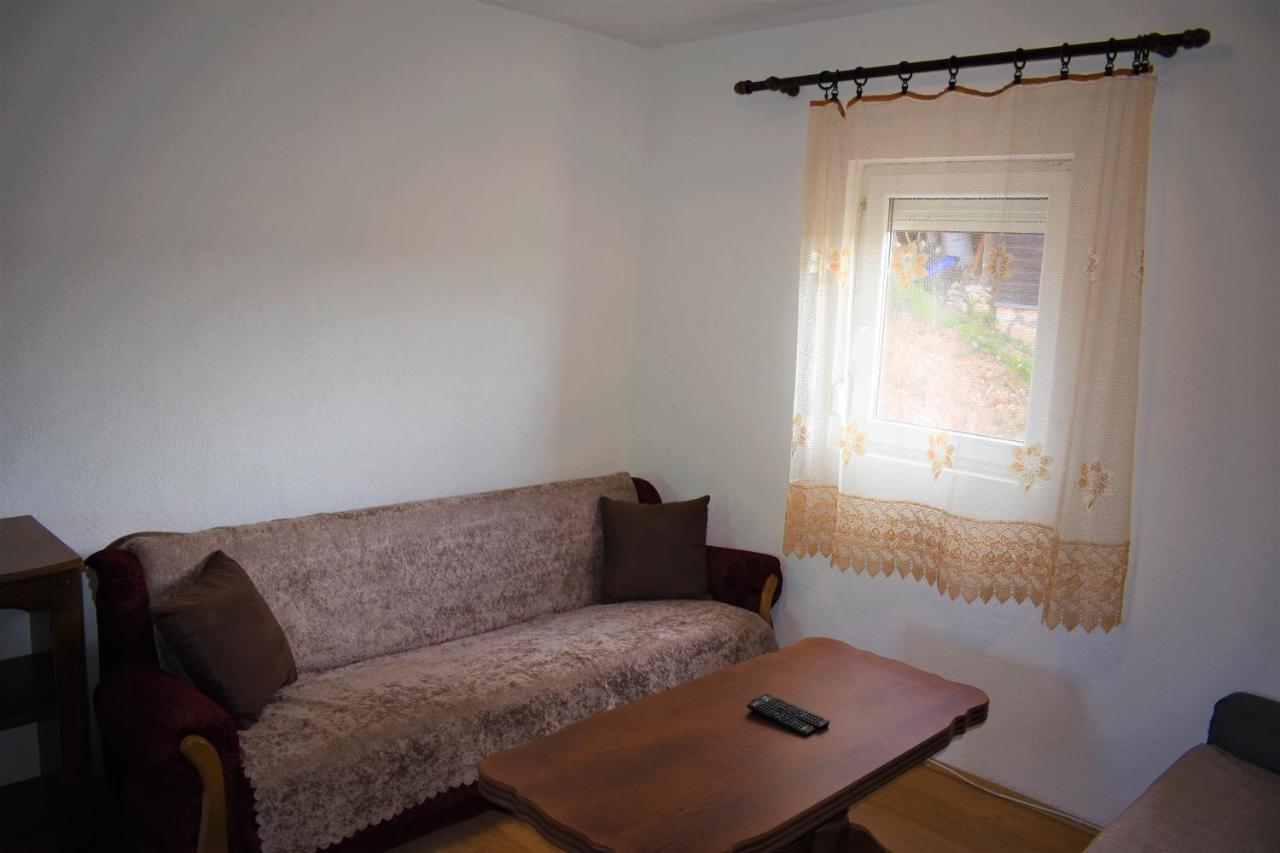 Apartmani Mitrovic Žabljak エクステリア 写真