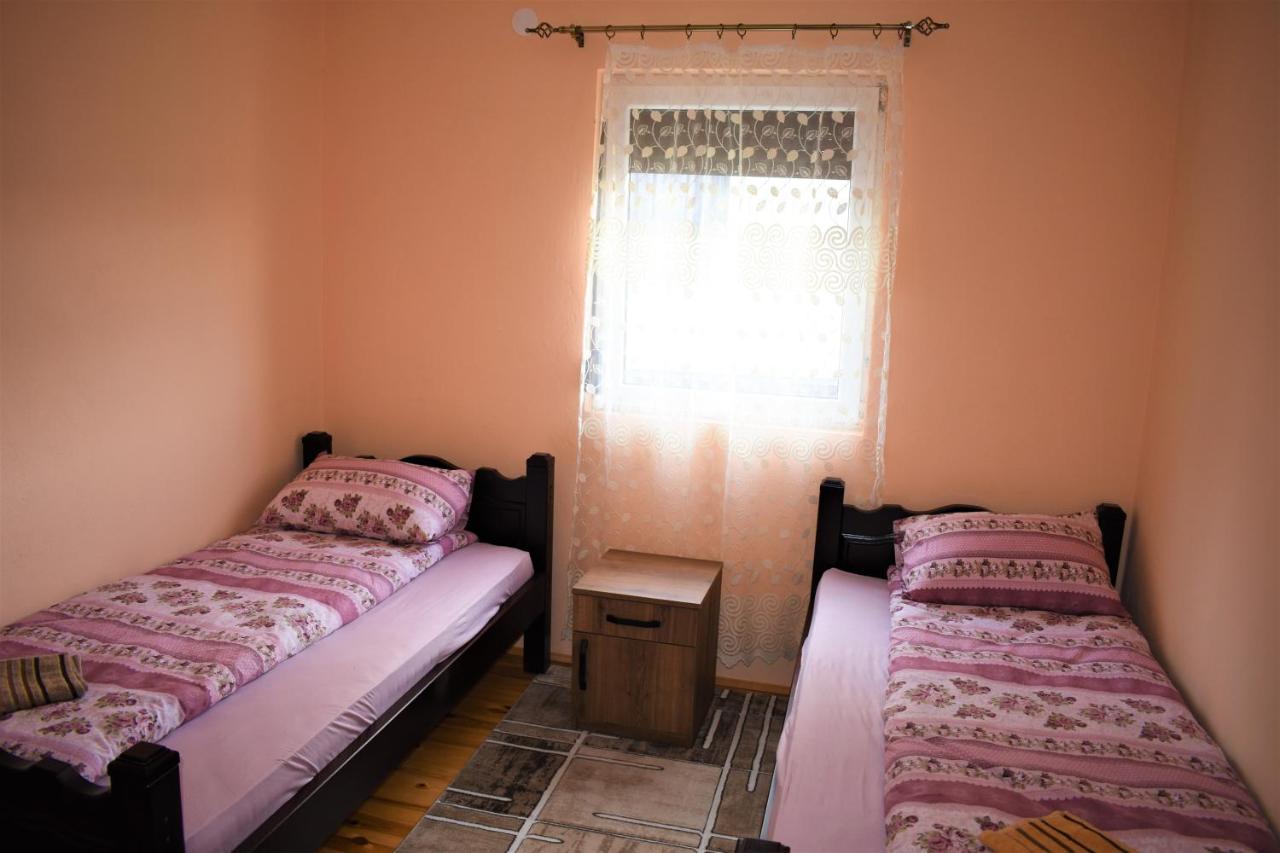 Apartmani Mitrovic Žabljak エクステリア 写真