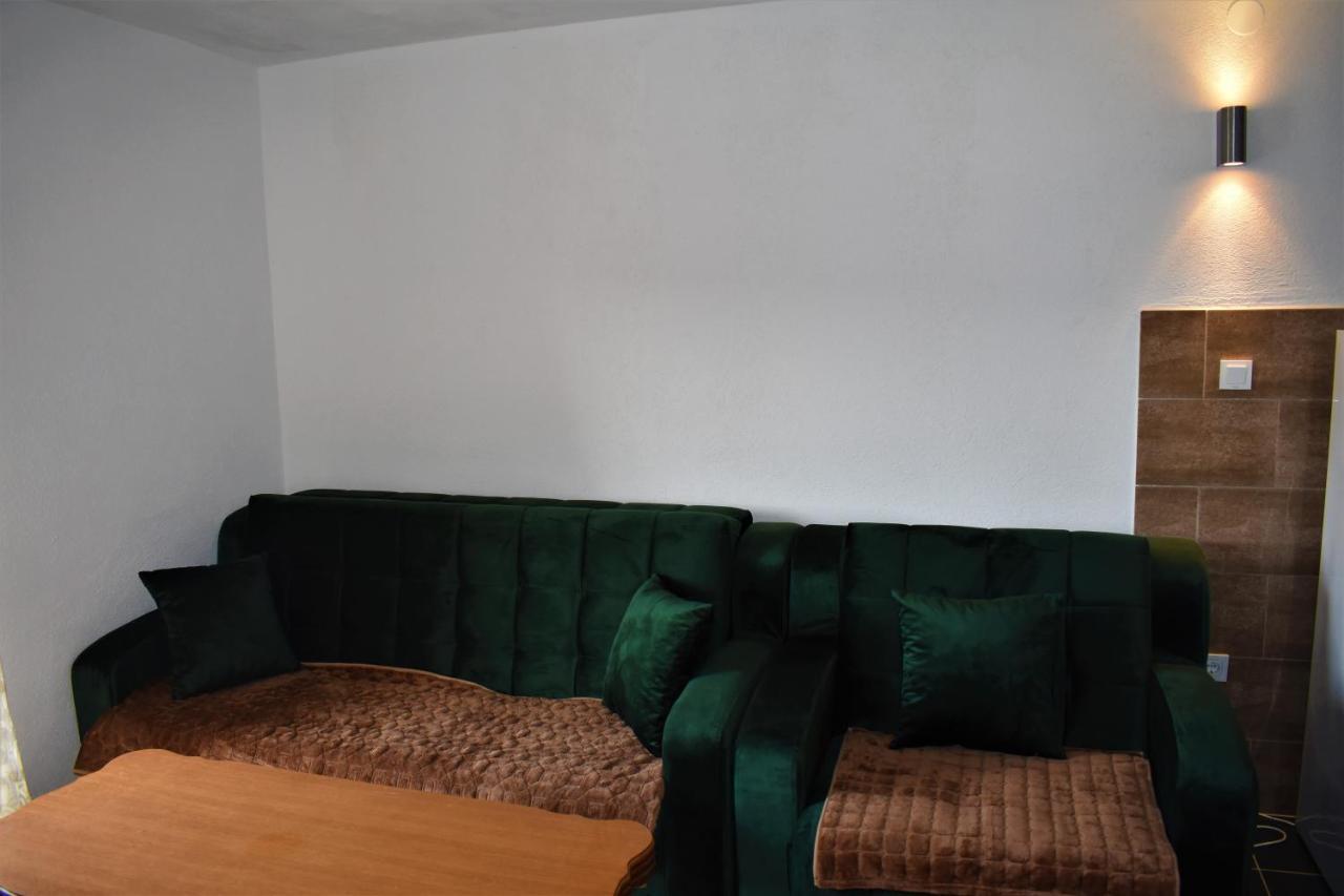 Apartmani Mitrovic Žabljak エクステリア 写真